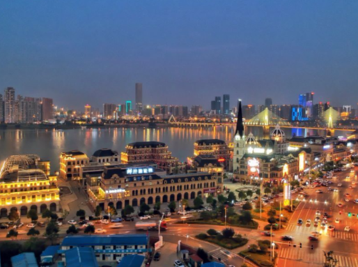 尊重企业家，优待投资者，服务纳税人