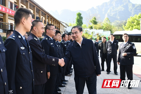 【扫黑除恶】刘革安：深入推进扫黑除恶  坚持人民公安为人民