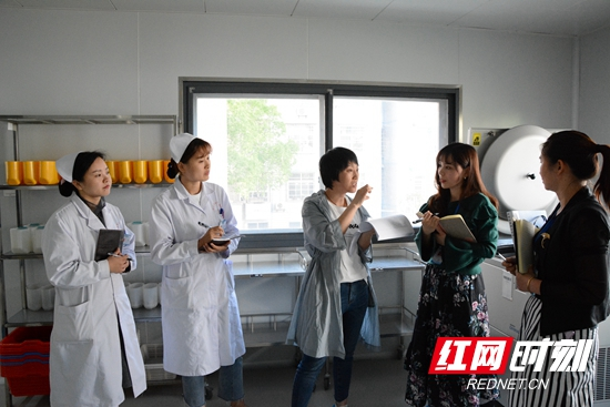 湖南省血站执业督导检查组赴张家界市中心血站督导检查工作