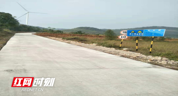 道县：交通部门为全县决胜脱贫攻坚 “铺好路”