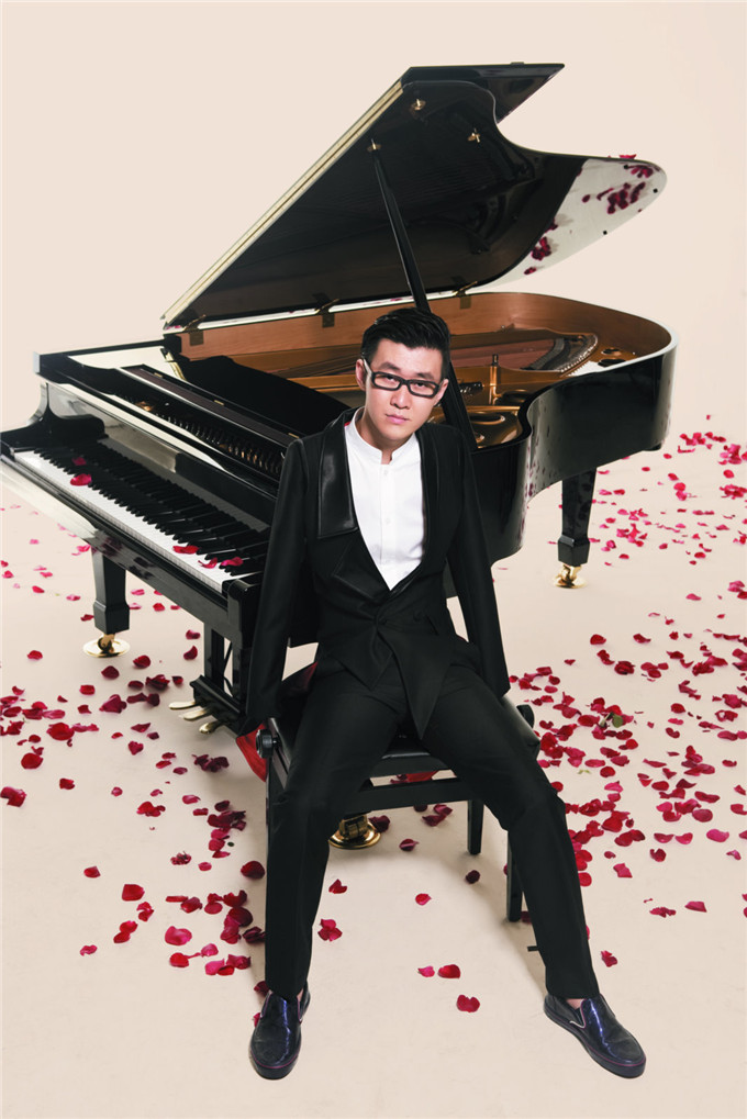 中国达人秀首季冠军十年归来无臂钢琴师刘伟今晚登巅峰之夜