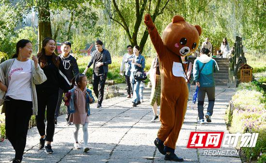 完美收官！张家界黄龙洞景区黄金周收获完美假期