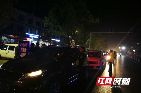 北塔区交警多措并举推进扫黑除恶工作