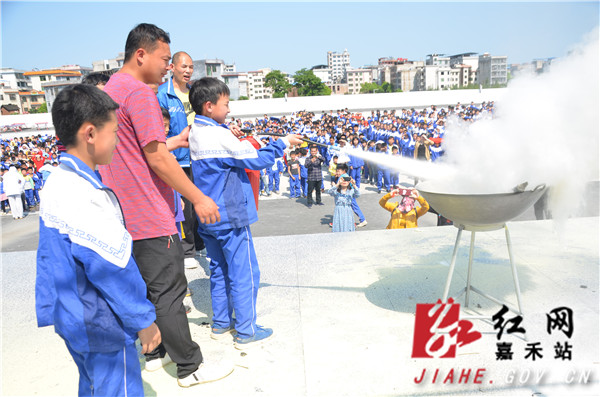 学习灭火_副本.jpg