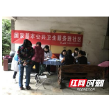 爱心义诊进小区 携手打造健康幸福社区