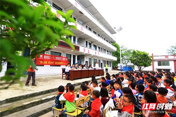 桂阳多地开展形式多样的世界读书日阅读活动