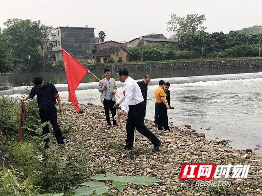 道县：护一湾碧水 靓一方美景