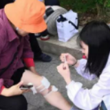 芙蓉医疗救护队 | 他们默默无闻 他们格外重要