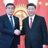 习近平会见吉尔吉斯斯坦总统