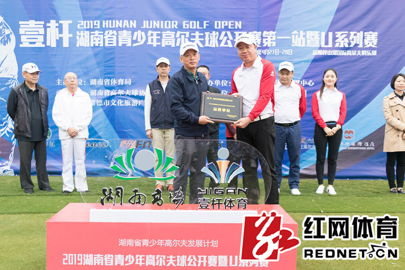 101_??.jpg 101_??.jpg