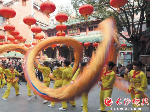 长沙城区各旅游景点推出“五一”活动