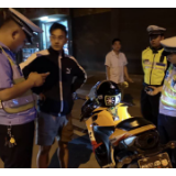 溆浦交警开展节前道路交通安全大检查