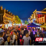 凤凰城乡旅游火爆 优质服务赢游客赞誉