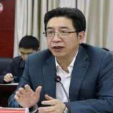 邓群策主持召开市政府2019年第5次常务会议
