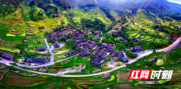 在距绥宁县城30多公里远的大山深处有一个古村，被称为上堡古国。雷振梁 摄