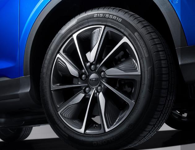 纯电续航超60km/油耗1.4L 吉利缤越PHEV官图