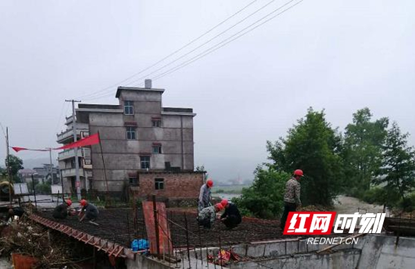 城步：金紫乡星火村3000余名群众将告别出行难题