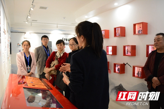 形式多样！张家界卫健系统两个党支部共同开展主题党日活动
