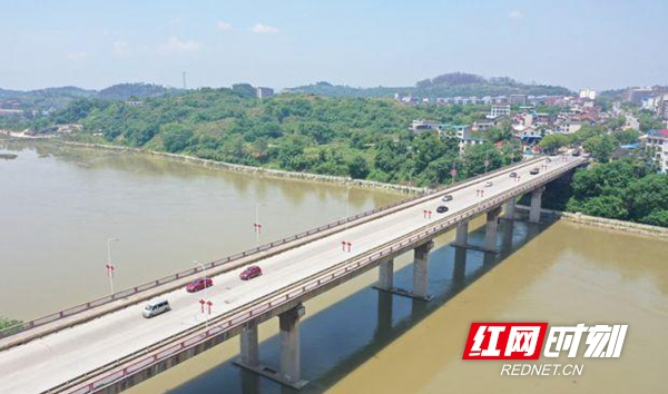 邵阳市区资江二桥5月20日-9月28日全幅封闭施工