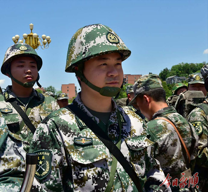 中国民兵部队图片