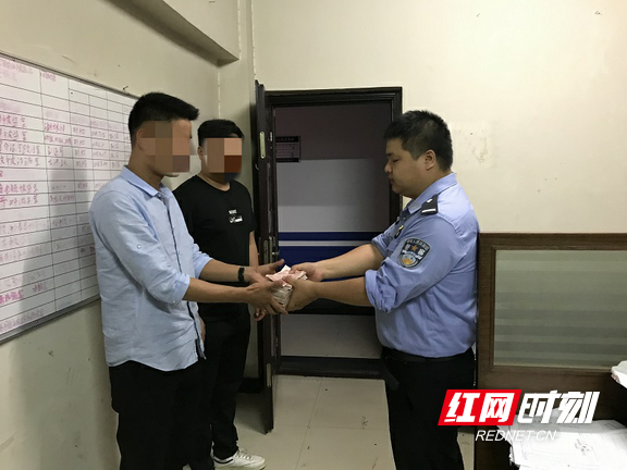 ??1.marked.png ??1.marked.png