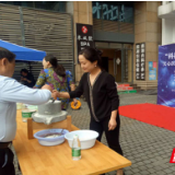 科普体验进社区 感受神奇科技力量