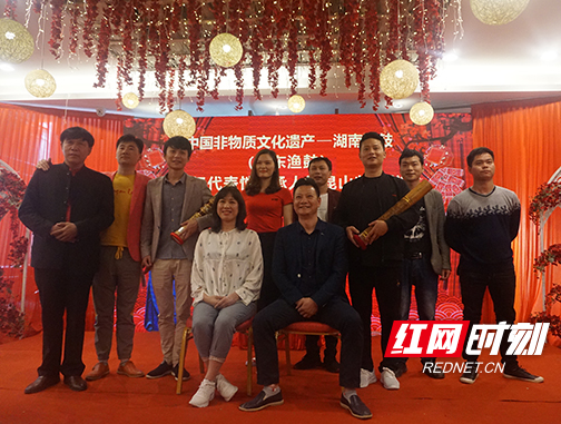 渔鼓代代传 祁东渔鼓国家级代表性传承人邹昆山收徒