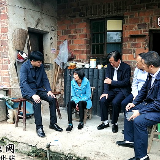 副市长何锋来新化调研脱贫攻坚工作