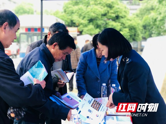 5.marked.jpg 5.marked.jpg