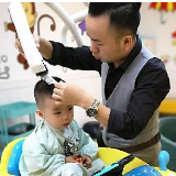 瞄准宝贝经济，儿童理发店圈地大卖场