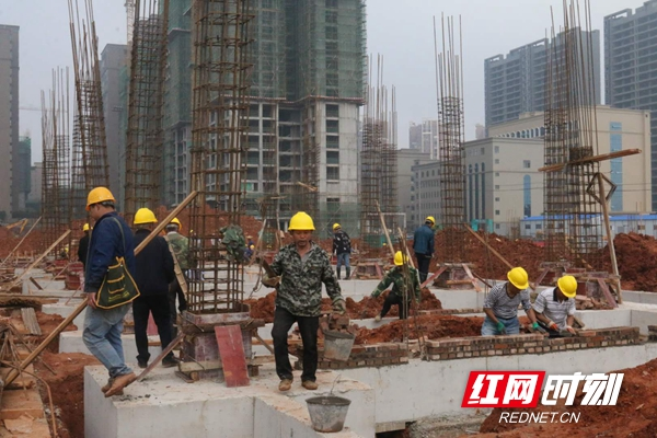 邵阳：加快“芙蓉学校”建设 不让一个孩子因贫困而辍学