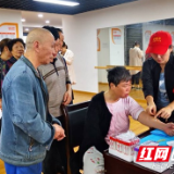 社区免费体检送到家 居民健康拥有“保护伞”