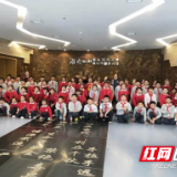 社区组织学生参观长沙市禁毒教育基地