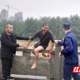 40分钟!桃江消防救援一被洪水围困市民