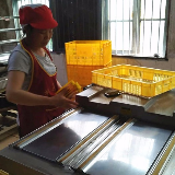 武冈龙溪镇：家门口的＂扶贫工厂＂成为新亮点