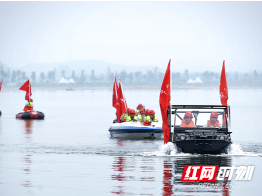 “海陆空”齐上阵 国网湖南电力举行2019年防汛应急演习