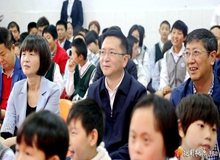 “全国助残日”，桃源县委书记周代惠看望慰问残疾人