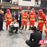 社区成立应急救援小分队 “随叫随到”为居民分忧