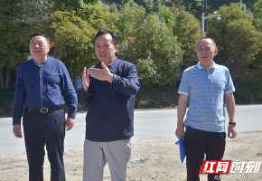【阳光检察】赵荣调研“双联”项目时强调：坚持民生项目 造福当地群众