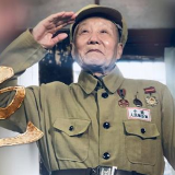 英雄的选择——95岁老党员张富清的初心本色