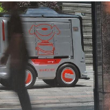 “智能配送机器人”亮相贵阳