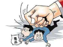 益阳朝阳公安抓获一毒贩   家中吸贩毒工具一应俱全