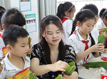 生命教育放光彩 小学生搭建了独具风格的“主题馆”