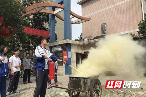 b95c2880-8ffc-463c-8139-77afb25cb1f9.jpg b95c2880-8ffc-463c-8139-77afb25cb1f9.jpg