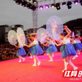 保靖:学校举行晚会喜接“六一” 儿童节