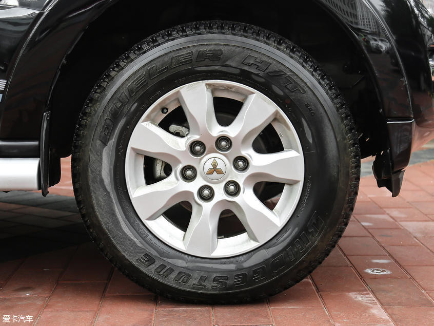 三菱(进口)2019款帕杰罗