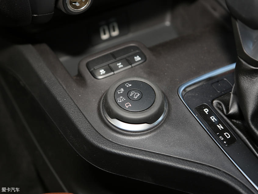 江铃福特2019款撼路者