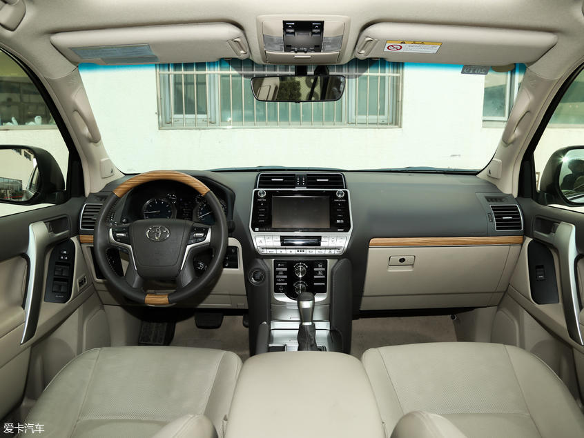 一汽丰田2018款普拉多