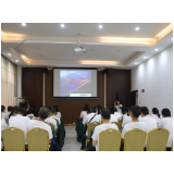 加强人民防空工作 构筑城市防护体系
