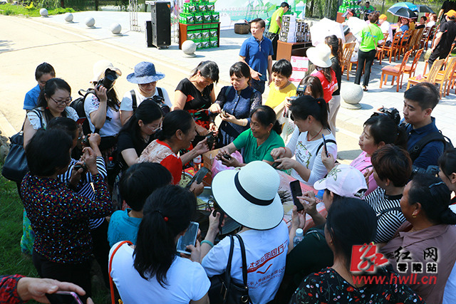 3_meitu_1_meitu_5.jpg 3_meitu_1_meitu_5.jpg